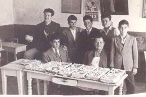 The founder Michalis Vouros with  confectioners apprentices